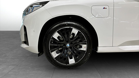BMW X3 9 of 9