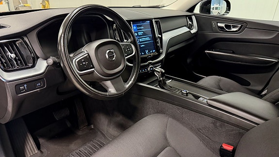 Volvo XC60 6 of 10