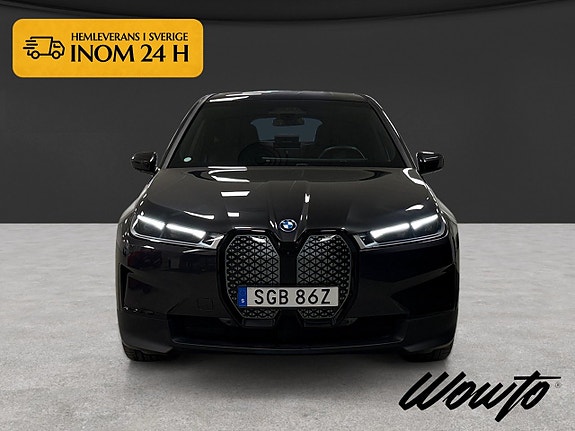 BMW iX 2 of 20