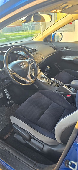 Honda Civic 8 of 10