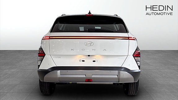 Hyundai Kona 7 of 12