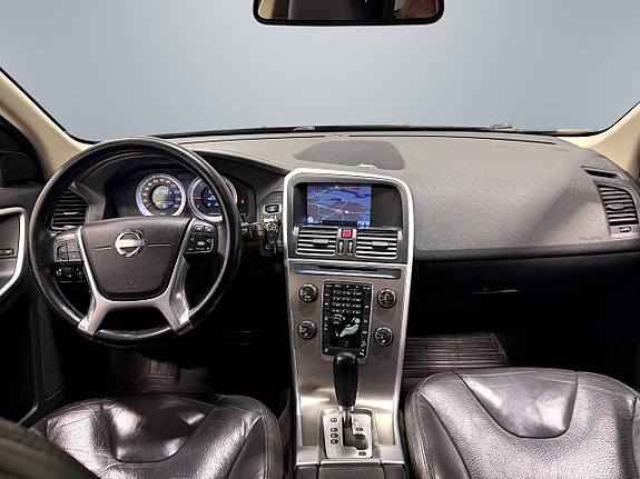 Volvo XC60 19 of 28