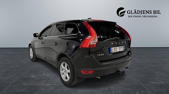 Volvo XC60 5 of 28