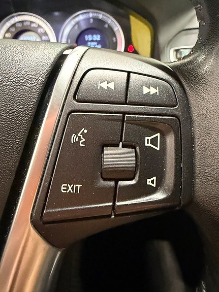 Volvo XC60 22 of 28