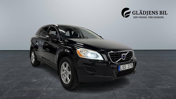 Volvo XC60 9 of 28