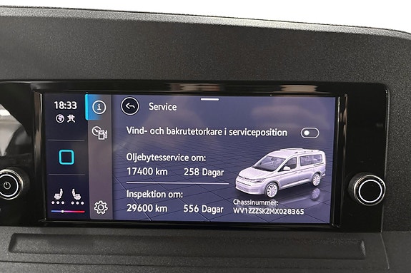 Volkswagen Caddy Maxi 19 of 21
