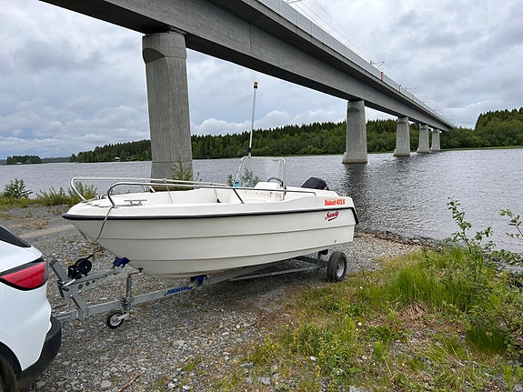 Robust 475 S - 1998 självläns styrpulpet + båttrailer 2 of 9