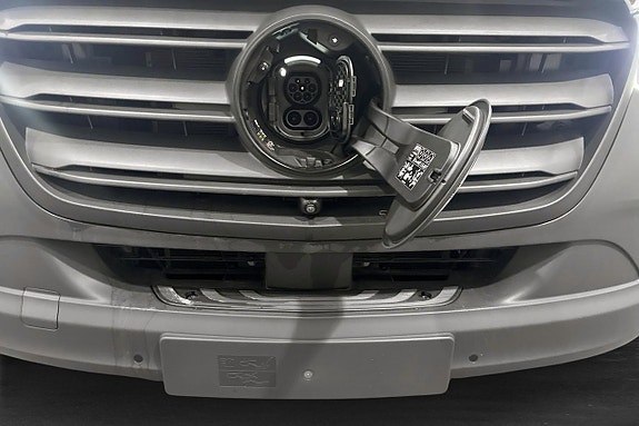 Mercedes-Benz Sprinter 208 10 of 21