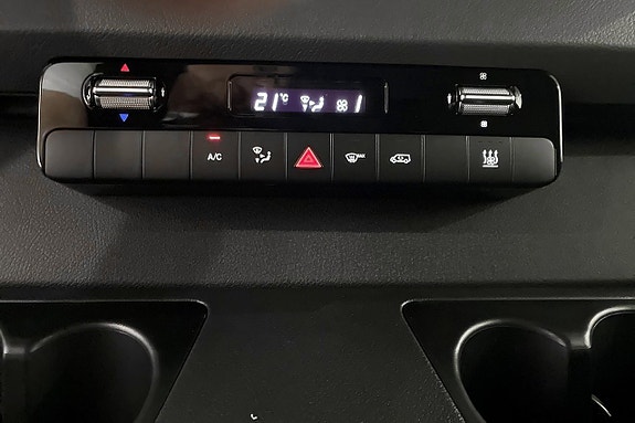 Mercedes-Benz Sprinter 208 3 of 21