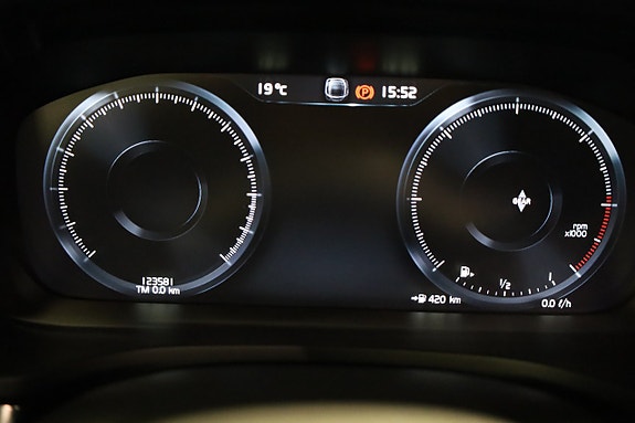 Volvo V60 16 of 16