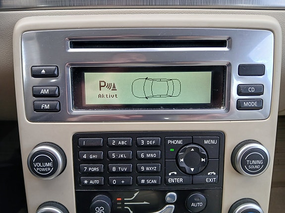 Volvo V70 16 of 25