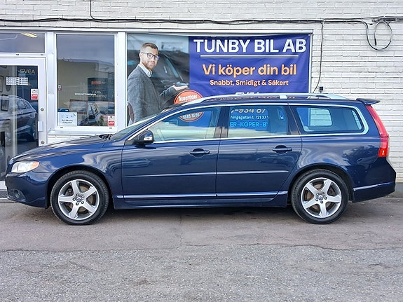 Volvo V70 3 of 25