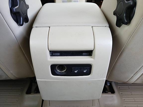 Volvo V70 15 of 25