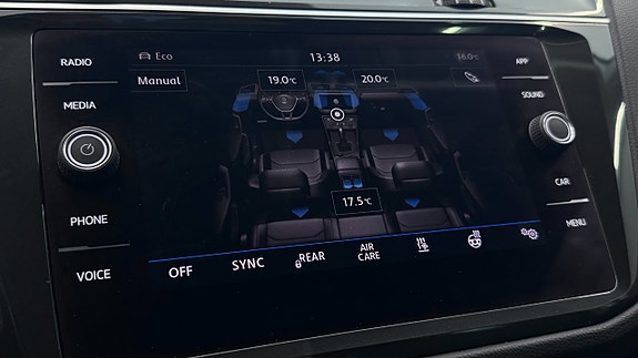 Volkswagen Tiguan 21 of 21