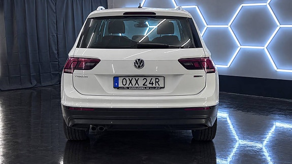 Volkswagen Tiguan 6 of 21