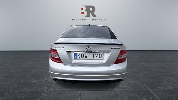 Mercedes-Benz C200 5 of 11