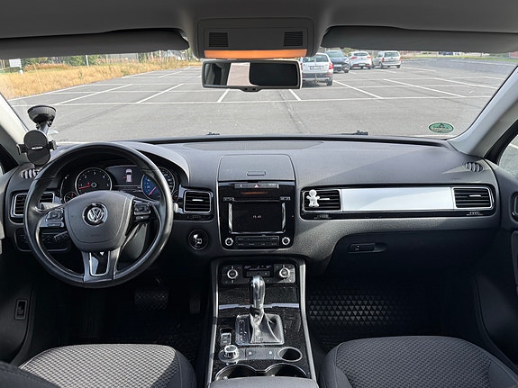 Volkswagen Touareg 6 of 7
