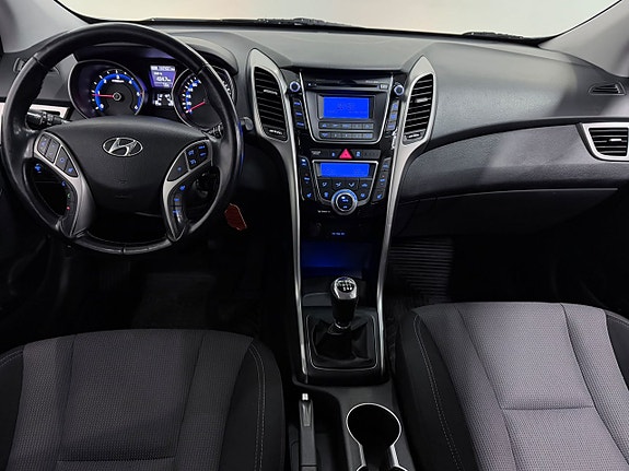 Hyundai i30 13 of 22