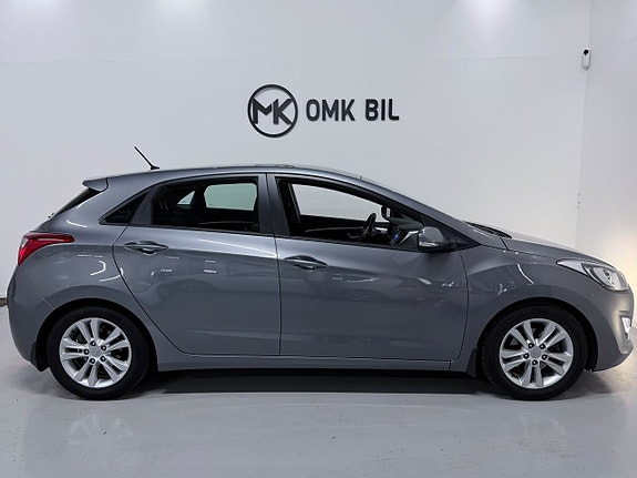 Hyundai i30 3 of 22