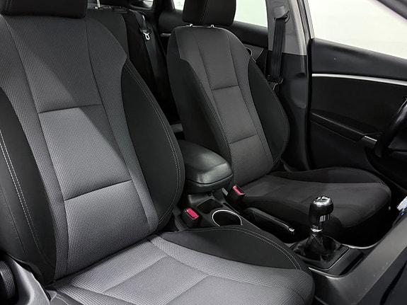 Hyundai i30 11 of 22