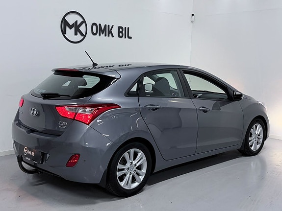 Hyundai i30 2 of 22