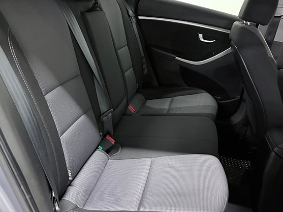 Hyundai i30 12 of 22