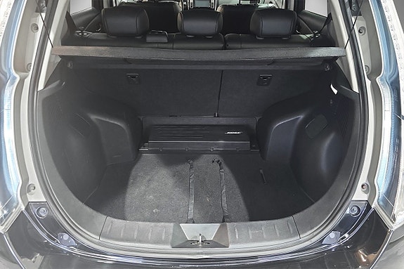 Nissan Leaf 6 of 18