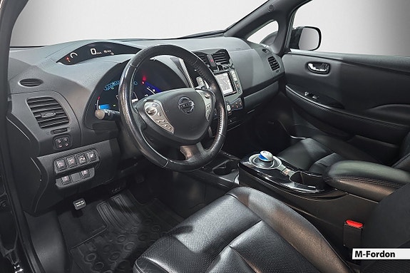 Nissan Leaf 11 of 18