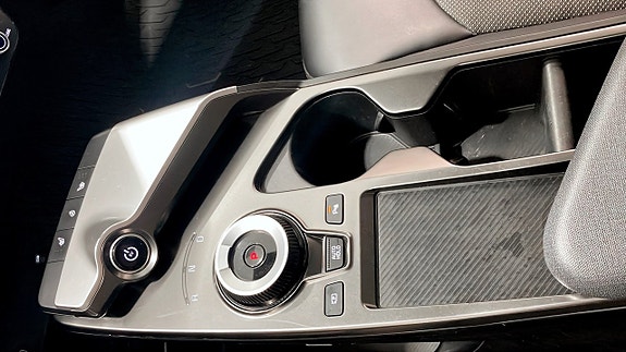Kia EV6 12 of 12