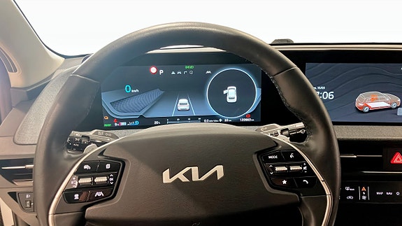 Kia EV6 10 of 12