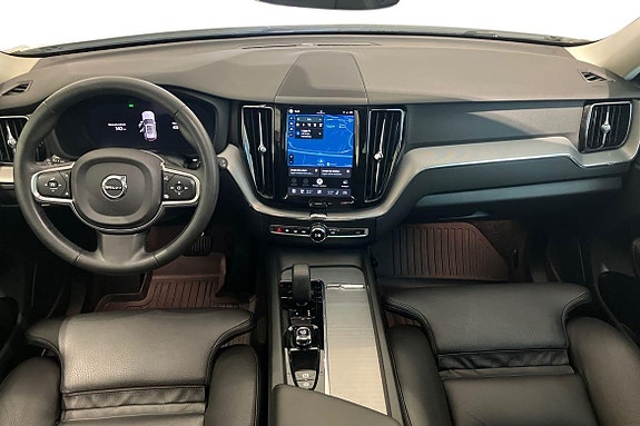 Volvo XC60 7 of 16
