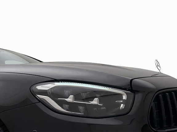 Mercedes-Benz E220 10 of 30