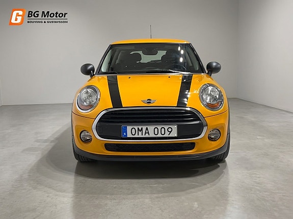 MINI Cooper 3 of 18