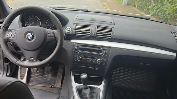 BMW 120d 5 of 5