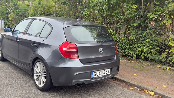 BMW 120d 3 of 5