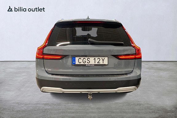 Volvo V90 Cross Country 7 of 30