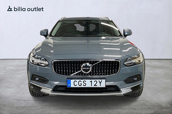 Volvo V90 Cross Country 8 of 30