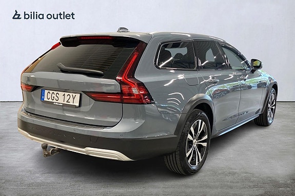 Volvo V90 Cross Country 4 of 30