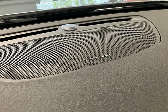 Volvo V90 Cross Country 28 of 30