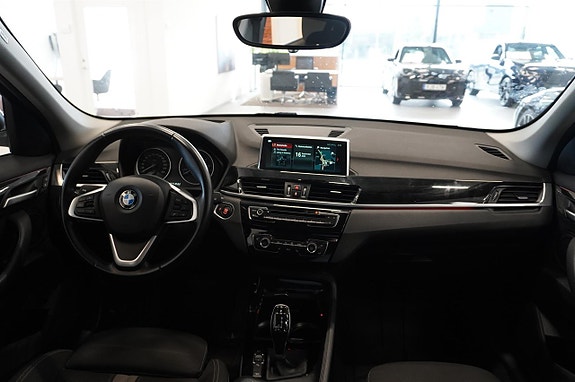 BMW X1 4 of 13