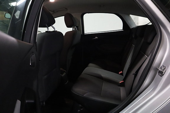 Ford Focus 11 of 16