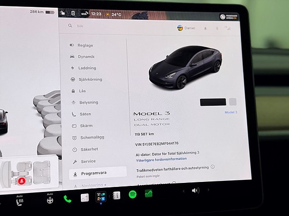 Tesla Model 3 16 of 24
