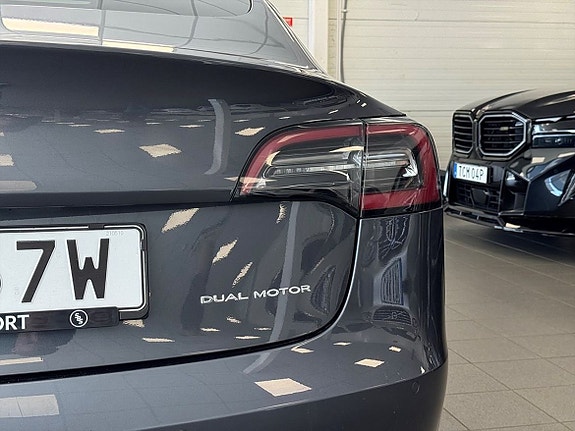 Tesla Model 3 24 of 24