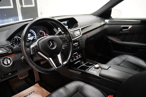 Mercedes-Benz E220 6 of 19