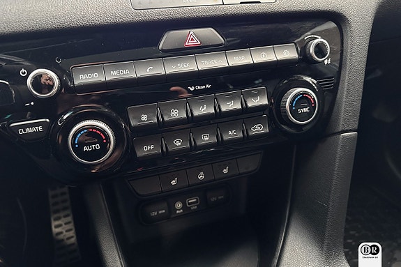 Kia Sportage 13 of 18