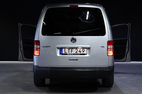 Volkswagen Caddy Maxi 6 of 24