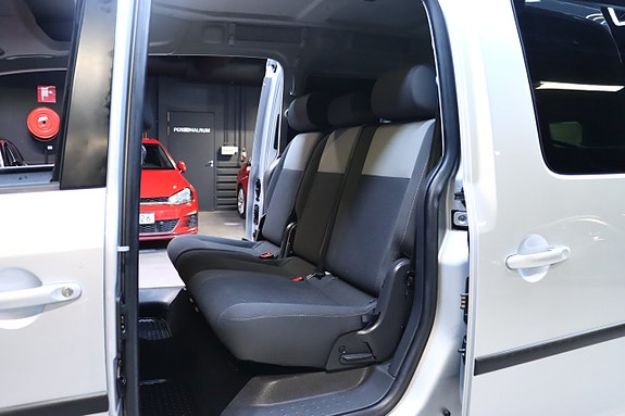 Volkswagen Caddy Maxi 9 of 24