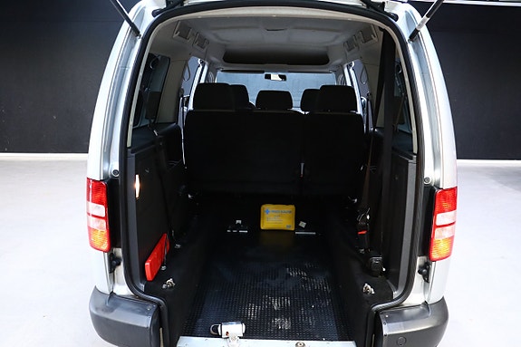 Volkswagen Caddy Maxi 14 of 24