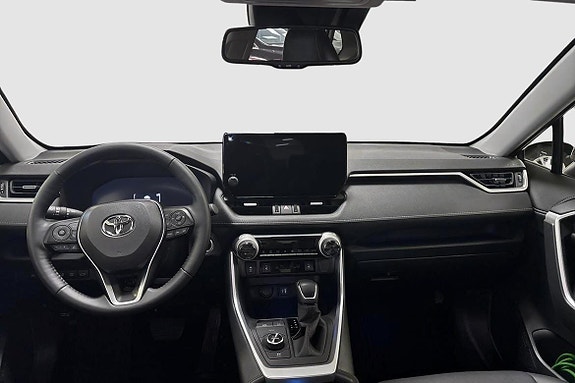 Toyota RAV4 10 of 12