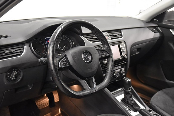 Skoda Octavia 8 of 20